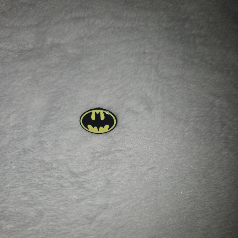 Batman Black & Yellow Logo Pin